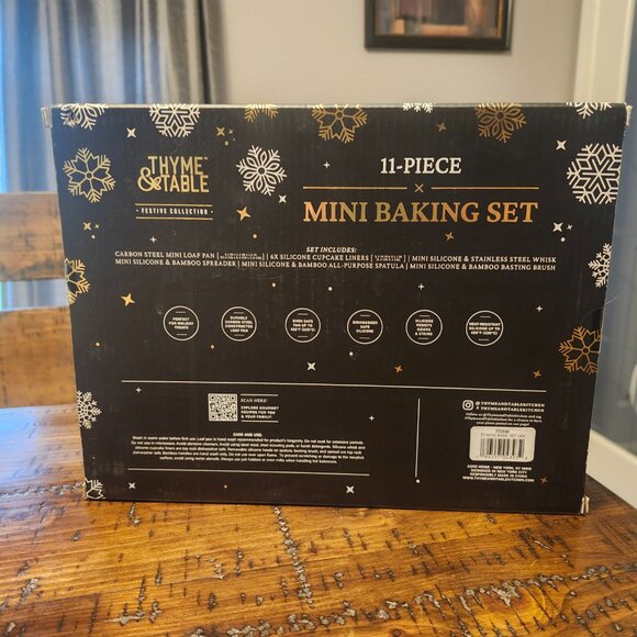 Thyme&Table Mini Baking Set / 11 Piece / NEW in Box / Purple - Picture 2 of 4